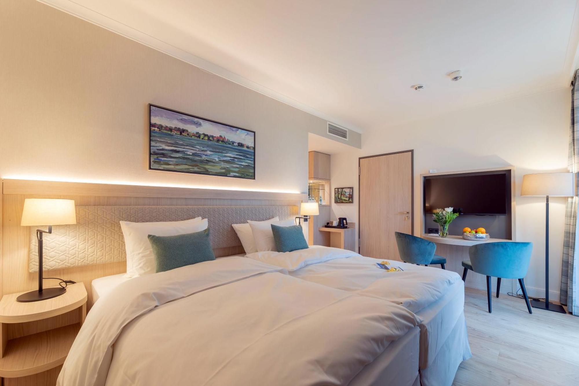 Seehotel Zarrentin Zarrentin am Schaalsee Bagian luar foto