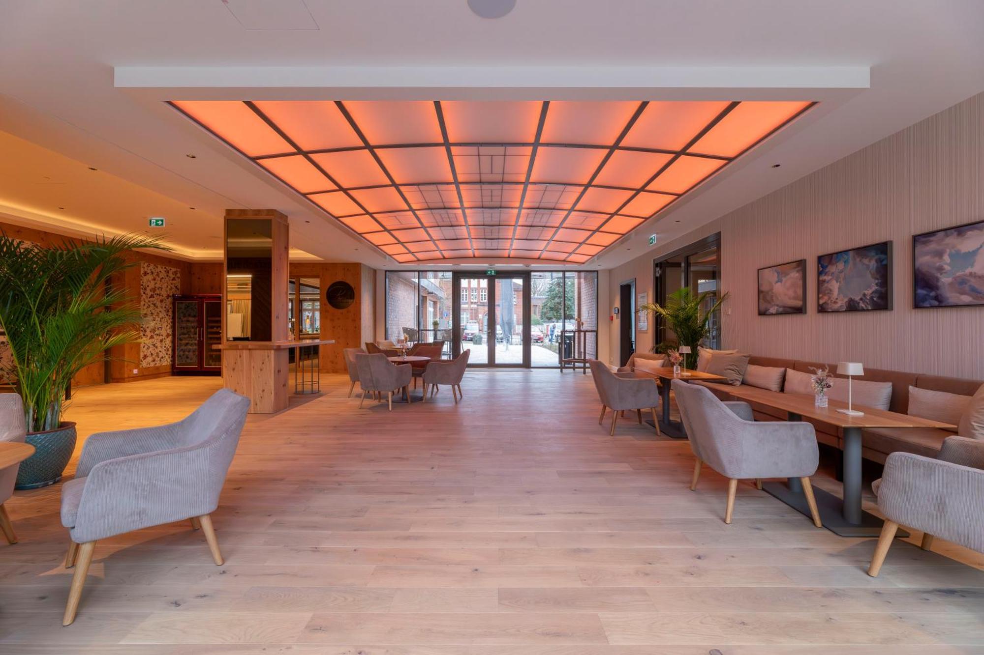 Seehotel Zarrentin Zarrentin am Schaalsee Bagian luar foto