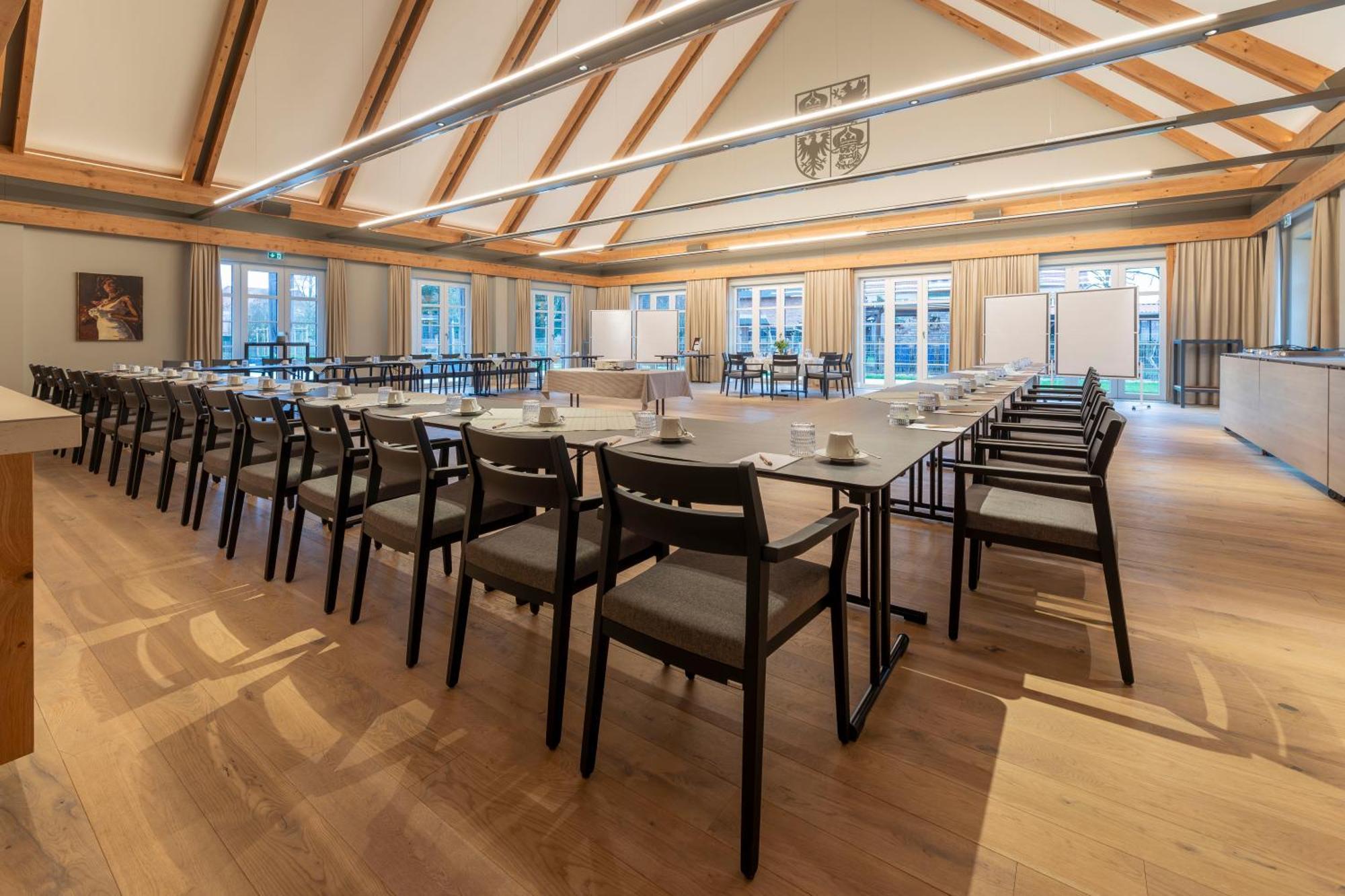 Seehotel Zarrentin Zarrentin am Schaalsee Bagian luar foto