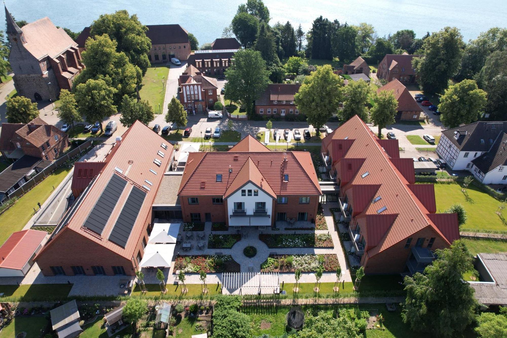 Seehotel Zarrentin Zarrentin am Schaalsee Bagian luar foto